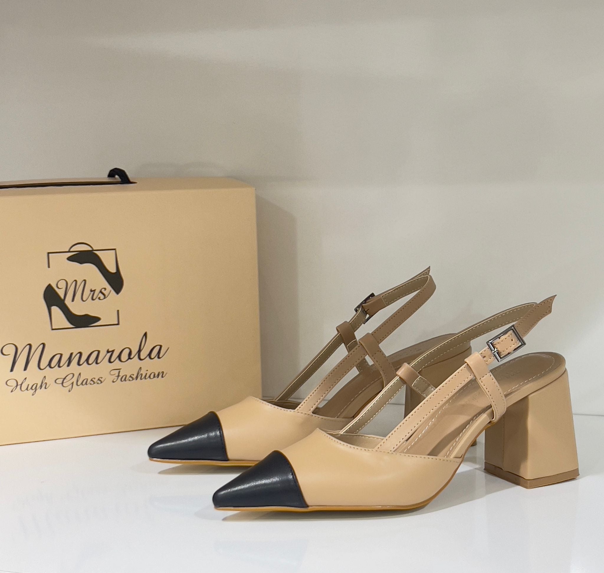 Chanel Round - Beige x Black (Matte leather (Turkish material); Sandal with wide round heel)