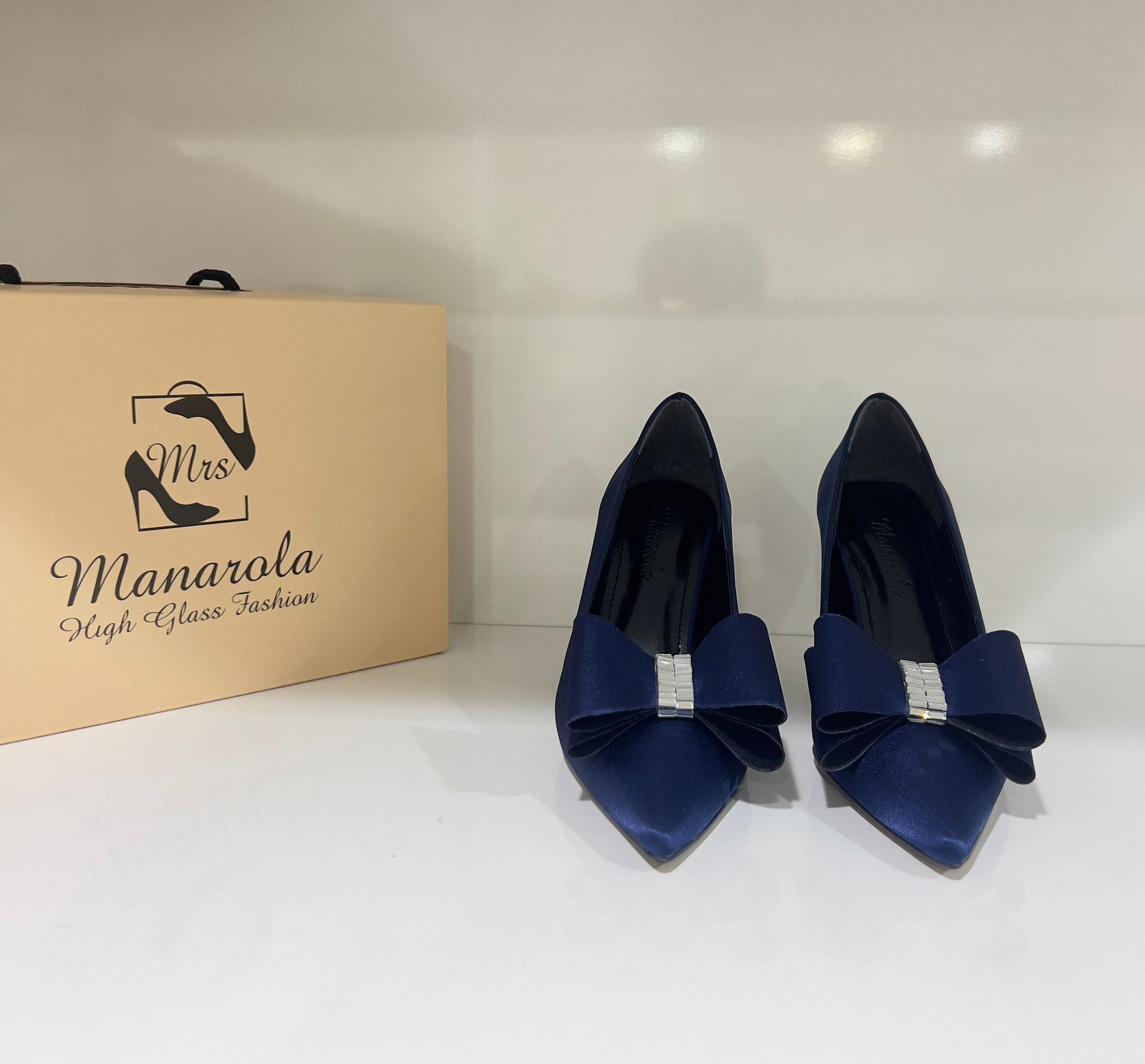 Occasion Navy (Satin shimmer; Medium satin heel with front bow)